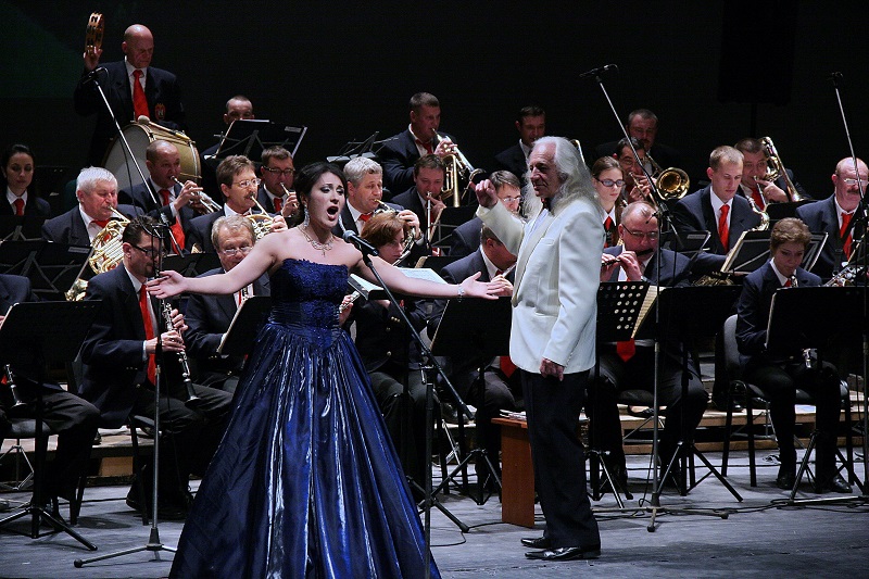 Концертный духовой оркестр, архивное фото 1