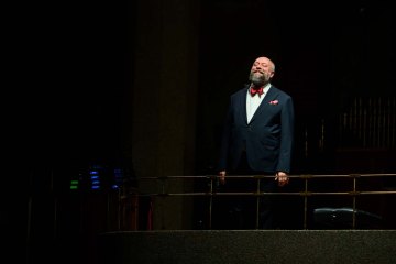 Заслуженный артист России Александр Гиндин. Международный фестиваль «Музыкальная весна», 19 Марта 2024г. — фото 9