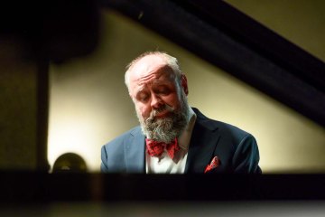 Заслуженный артист России Александр Гиндин. Международный фестиваль «Музыкальная весна», 19 Марта 2024г. — фото 14