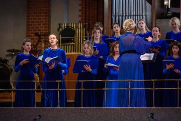 Хоры «Контраст» и «Артефакт», Москва, фестиваль «Музыкальная весна», 30 Марта 2024г. — фото 5