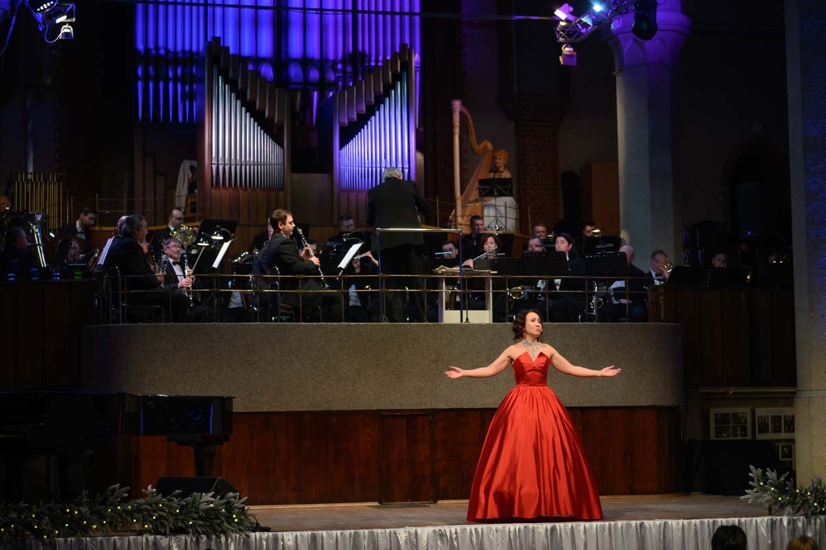 "Новогодний бал у Имре Кальмана" ,Концертный духовой оркестр и солисты филармонии, 28 Декабря 2025г.