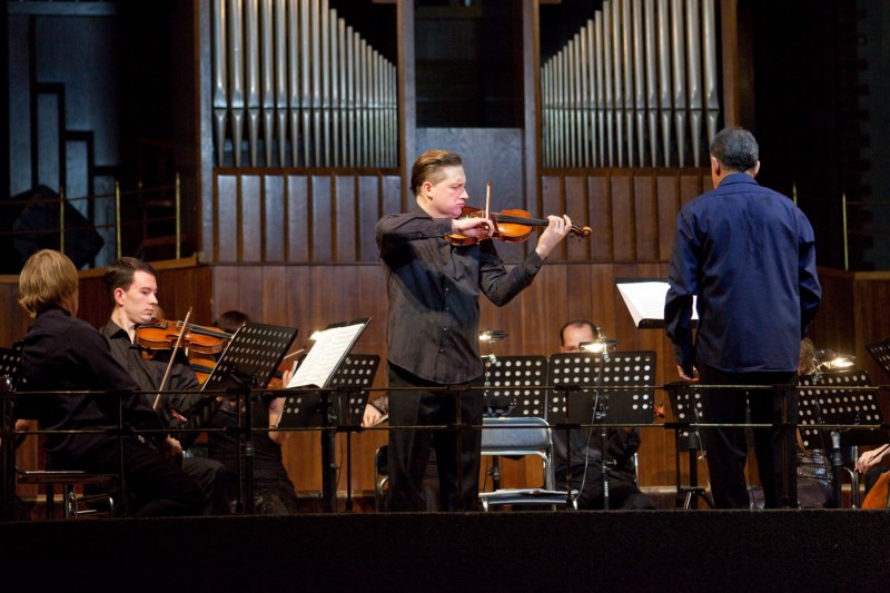 «Звезды ХХI века»: И зазвучит скрипка Гварнери..., 9 Ноября 2015г.