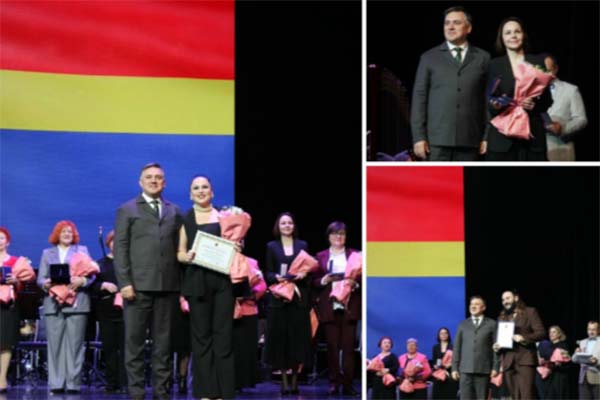 Заслуженные награды в День работника культуры