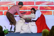 Музыкальная сказка "Рапунцель" в театры эстрады "Янтарь-холл", г. Светлогорск, 12 Мая 2024г. — фото 12