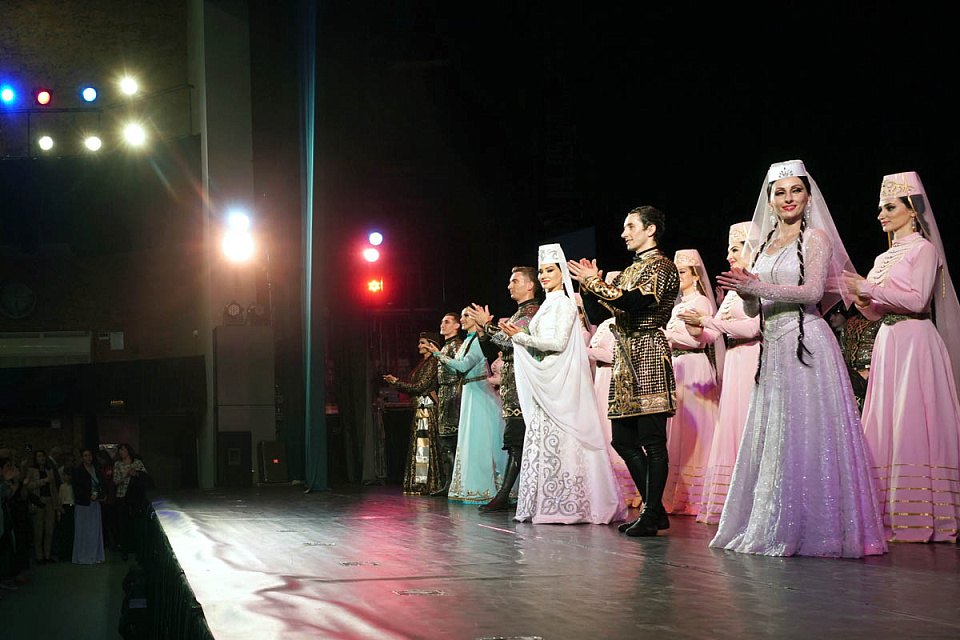 «Русская музыка на Балтике» завершилась праздником танца и души, 16 Июня 2022г. — фото 19
