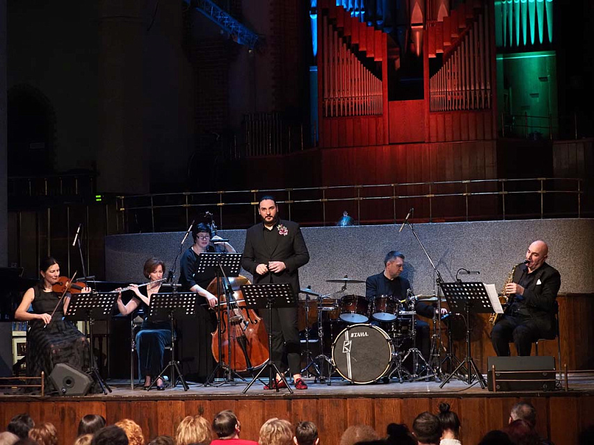 КОНЦЕРТ ФРАНЦУЗСКОГО ШАНСОНА из абонемента программы филармонии «Молодежная академия искусств», 4 Апреля 2024г. — фото 14