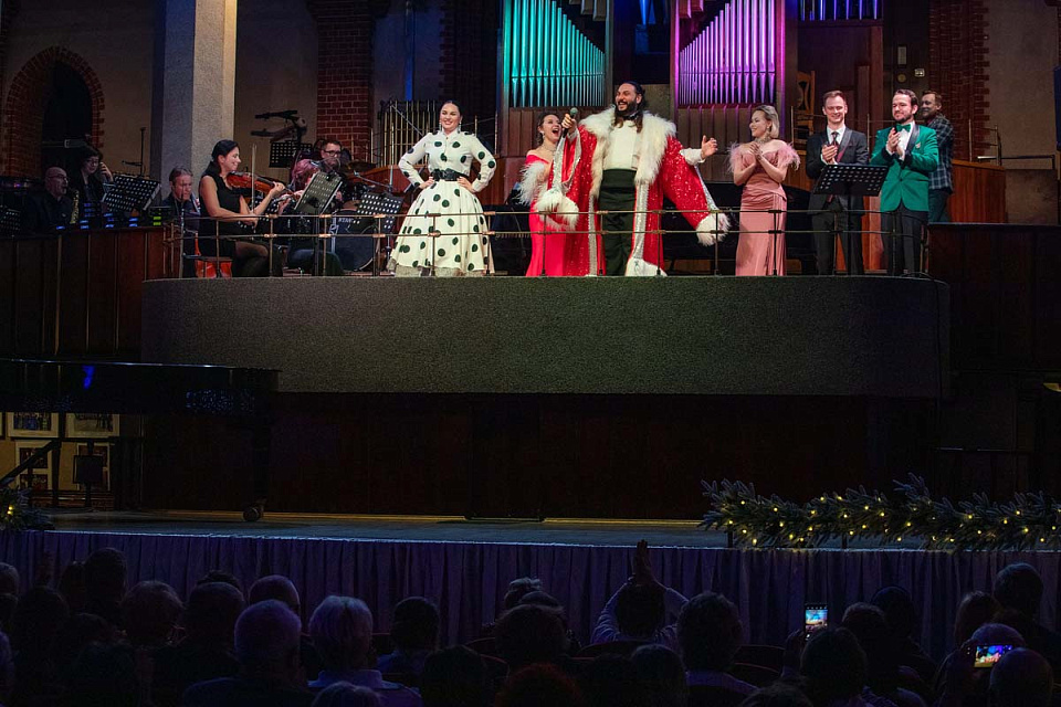 "Новый год в хорошей компании", "Молодёжная академия искусств", 18 Декабря 2025г. — фото 15