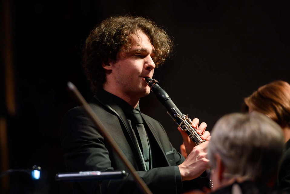 Симфонический концерт "Музыкальная сборная России": Оркестр филармонии и солисты Санкт-Петербургского Дома музыки, 23 Ноября 2024г. — фото 14