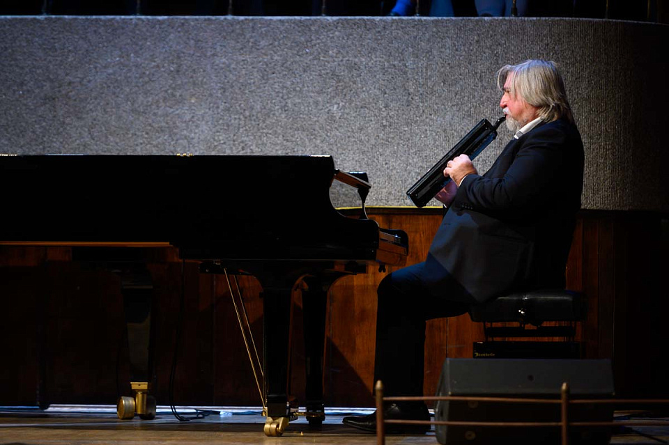 Финал Международного фестиваля «Джаз в филармонии», джазовая дуэль, Д. Крамер, В. Гроховский, 17 Ноября 2024г. — фото 15