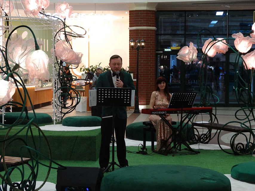 Мини-концерт солистов филармонии в ТРЦ «Европа», 14 Февраля 2024г. — фото 16