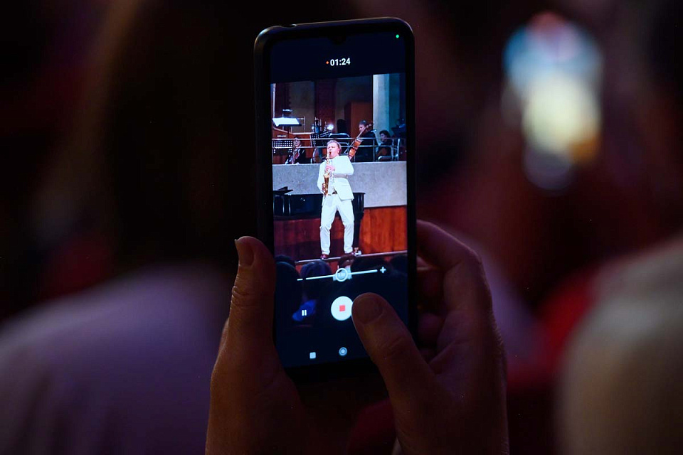 «САКСОФОН. РОЯЛЬ. ОРКЕСТР» С. КОЛЕСОВ, КАМЕРНЫЙ ОРКЕСТР И А. УШАКОВА, «РУССКАЯ МУЗЫКА НА БАЛТИКЕ», 25 Мая 2024г. — фото 13