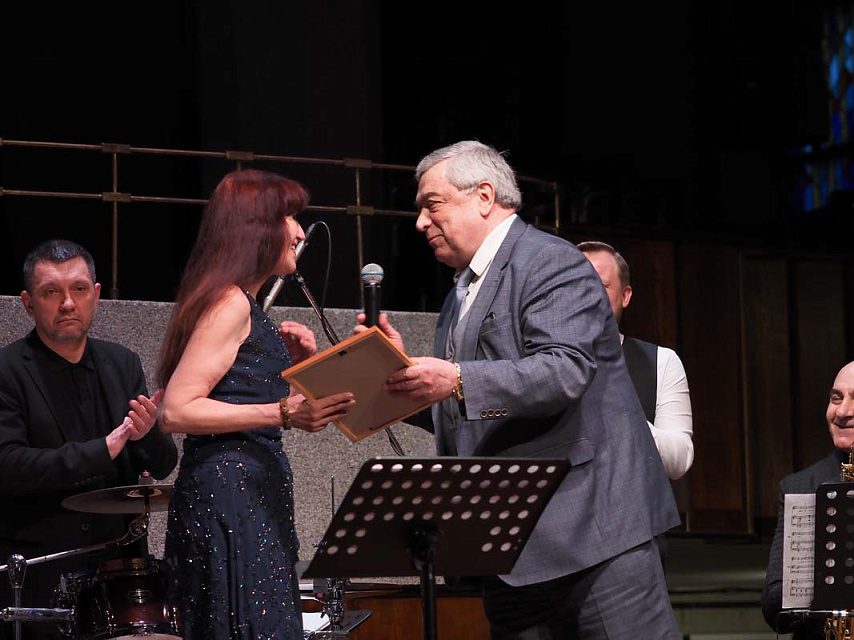 КОНЦЕРТ ФРАНЦУЗСКОГО ШАНСОНА из абонемента программы филармонии «Молодежная академия искусств», 4 Апреля 2024г. — фото 2