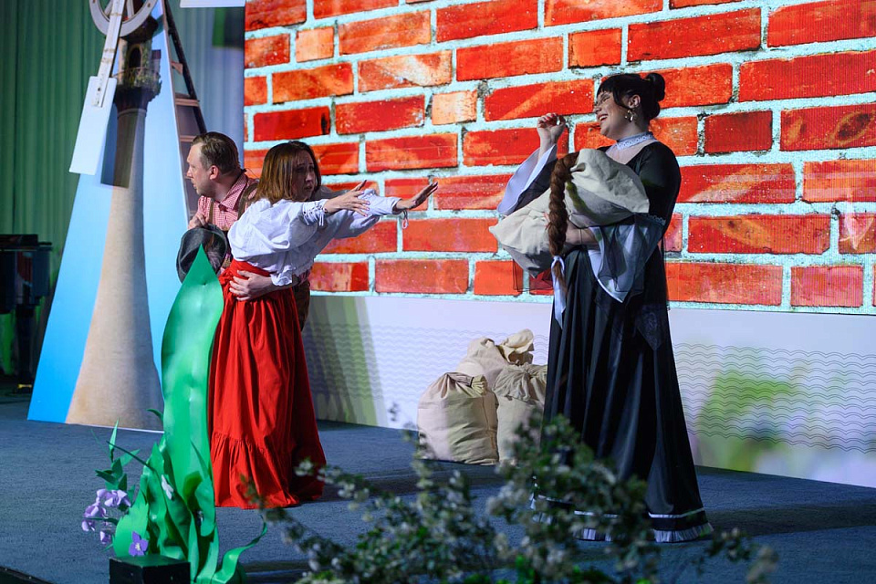 Музыкальная сказка "Рапунцель" в театры эстрады "Янтарь-холл", г. Светлогорск, 12 Мая 2024г. — фото 13