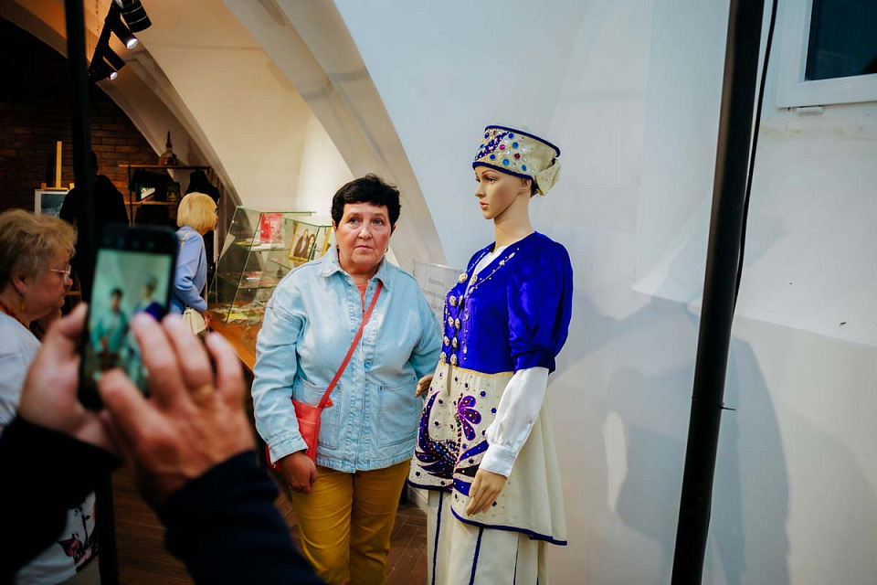 Открытие выставки в малом зале и концерт "Аве Мария" в честь 45-летия Концертного зала филармонии, 22 Августа 2025г. — фото 15