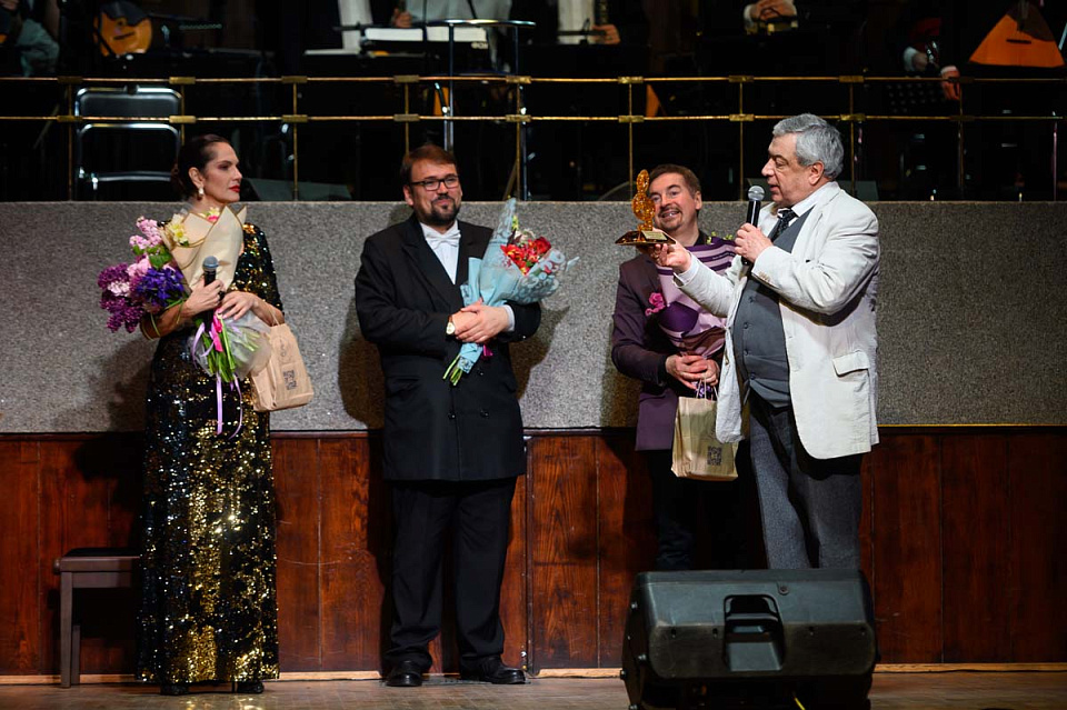 Н. Шацкая, Д. Минчёнок, Народный ансамбль «Россия», дирижёр Д. Дмитриенко, фестиваль «Русская музыка на Балтике», 4 Июня 2025г. — фото 18