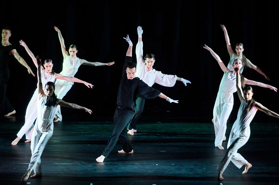 Концерт Государственного молодежного ансамбля песни и танца «Алтай» имени А.Ф. Березикова, 23 Марта 2025г. — фото 3