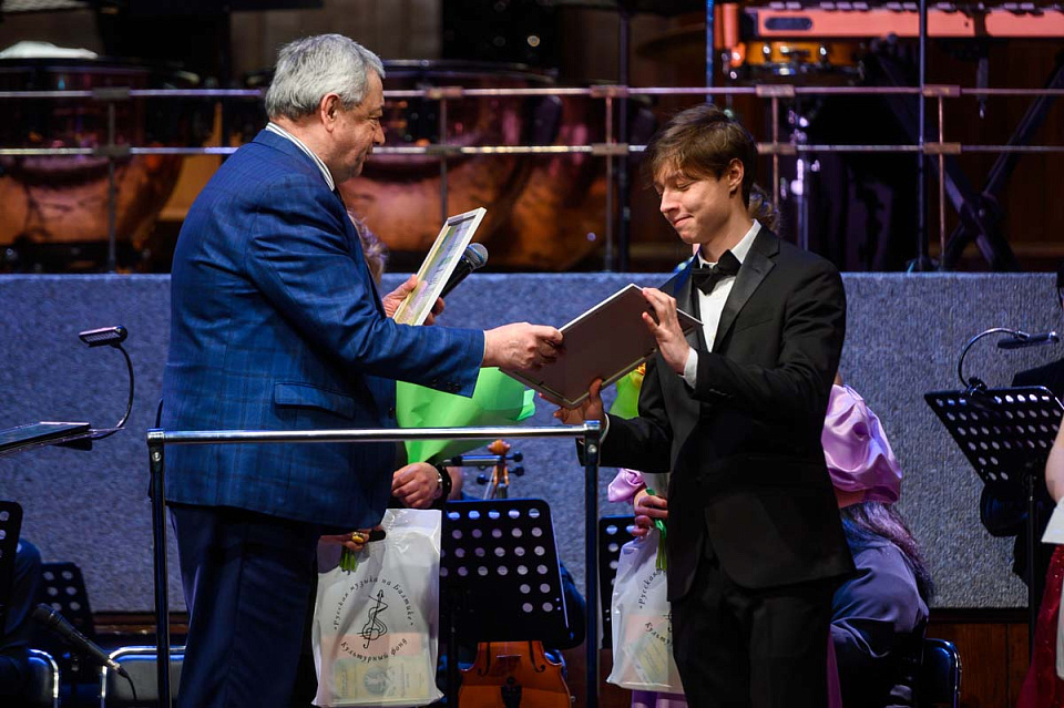 Закрытие фестиваля «Музыкальная весна», Камерный оркестр филармонии, дирижёр Юрий Демидович, солисты В.Лапина, Ф.Катилов, М.Царикова, 30 Марта 2025г. — фото 22