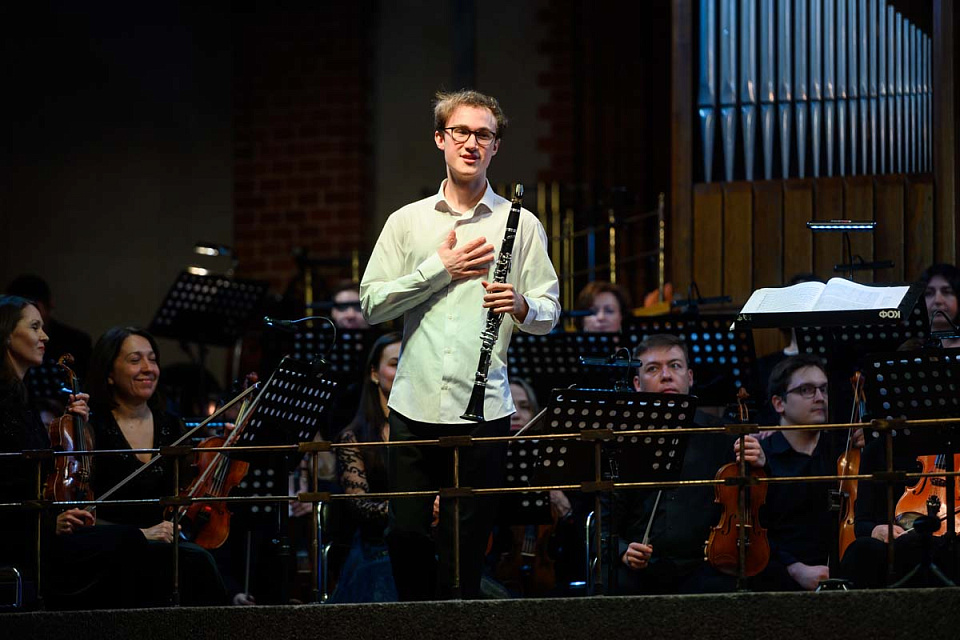 «Музыкальная сборная России». А.Папушев, М.Ли, Л.Журавский и оркестр филармонии, «Русская музыка на Балтике», 13 Апреля 2024г. — фото 7