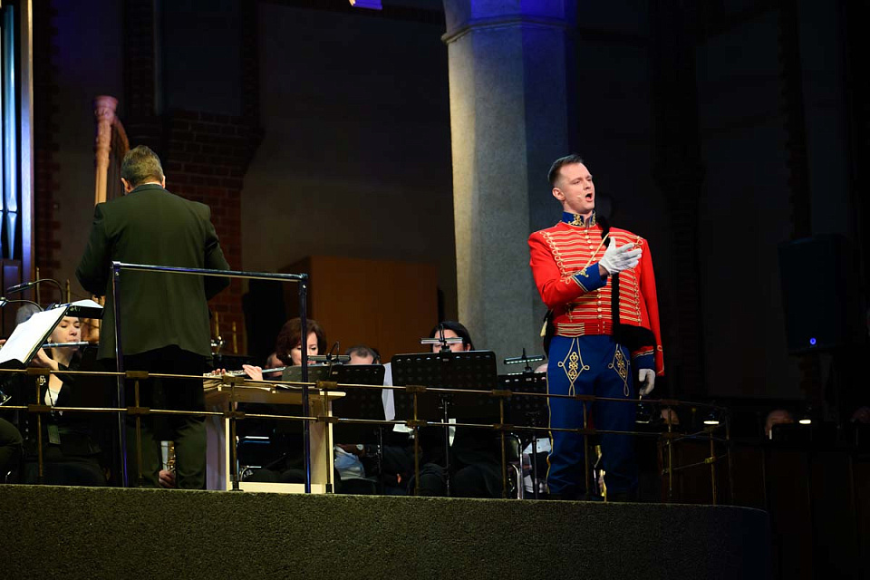 "Новогодний бал у Имре Кальмана" ,Концертный духовой оркестр и солисты филармонии, 28 Декабря 2025г. — фото 26