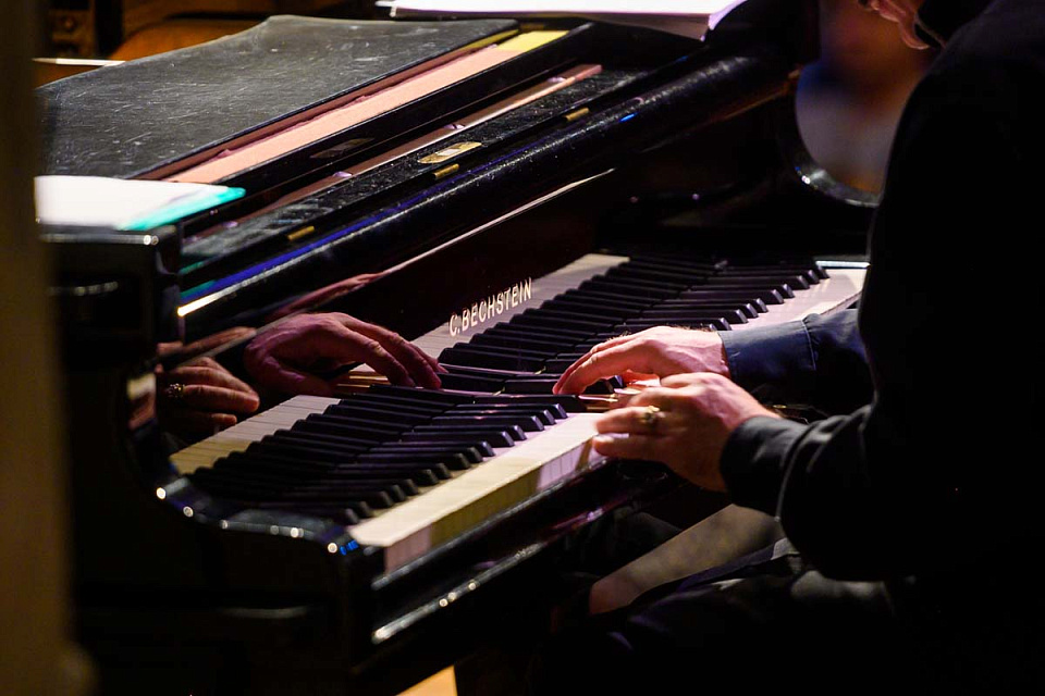 Фестиваль "Джаз в филармонии": ШИЛКЛОПЕР - КРАМЕР - ЧЕРНАКОВА, 11 Ноября 2023г. — фото 4