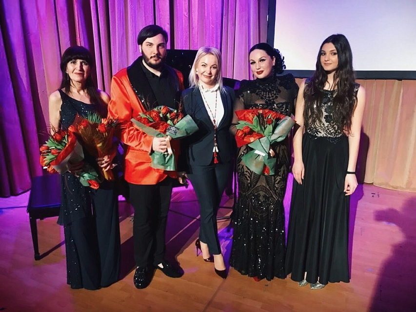 Концерт солистов филармонии в Александруполисе, Греция, 22 Февраля 2019г. — фото 9