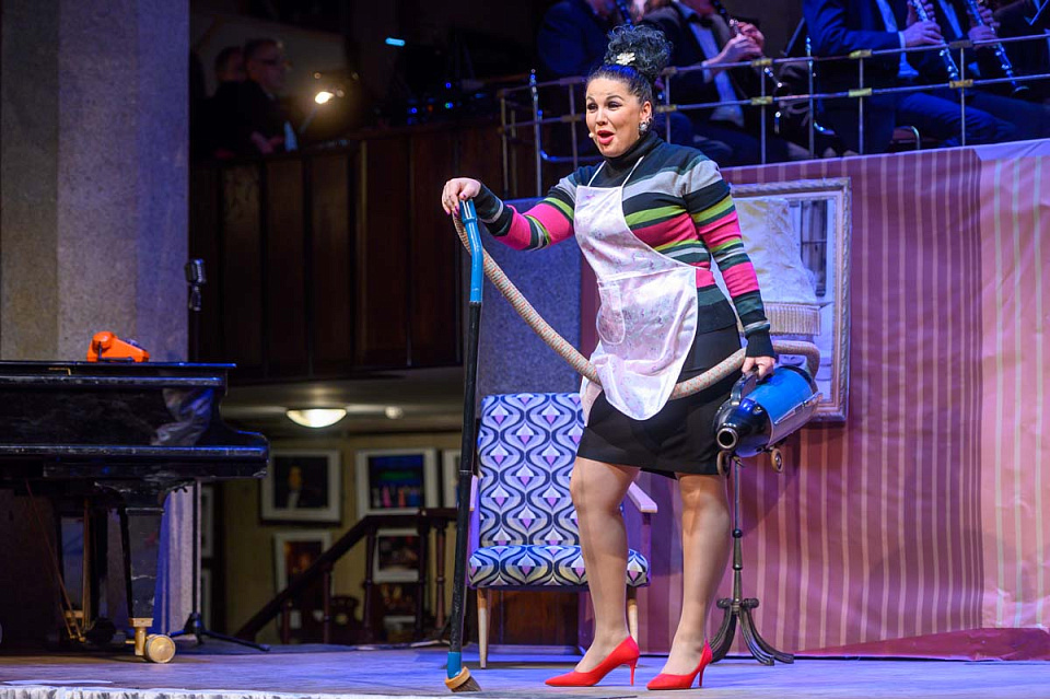 «А у нас во дворе...», мюзикл в духе 60-х, Концертный духовой оркестр и солисты филармонии,танц.группа Ансамбля песни и пляски ДКБ, 1 Января 2025г. — фото 12