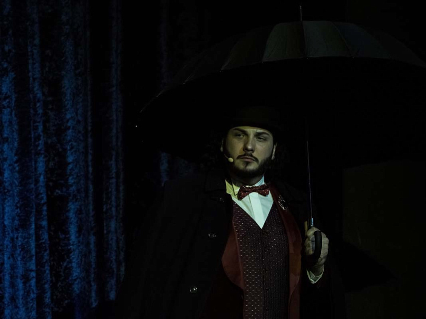 Мюзикл «Я подарю тебе Париж» (театр эстрады «Янтарь-холл», г. Светлогорск), 7 Марта 2023г. — фото 4