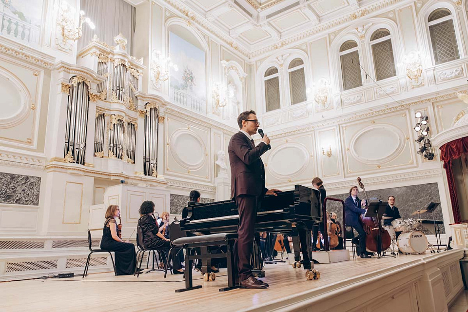 Камерный оркестр и Трио А.Маслова, дирижёр Елена Толкачёва, Государственная академическая капелла Санкт-Петербурга, 21 Октября 2025г. — фото 10