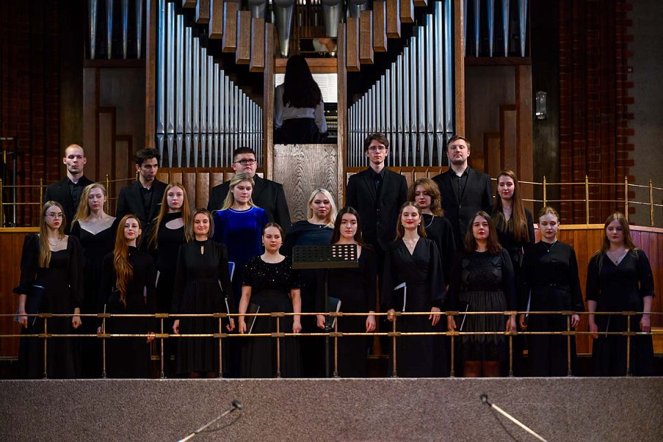 Хоры «Контраст» и «Артефакт», Москва, фестиваль «Музыкальная весна», 30 Марта 2024г. — фото 6