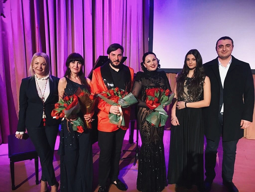 Концерт солистов филармонии в Александруполисе, Греция, 22 Февраля 2019г. — фото 3