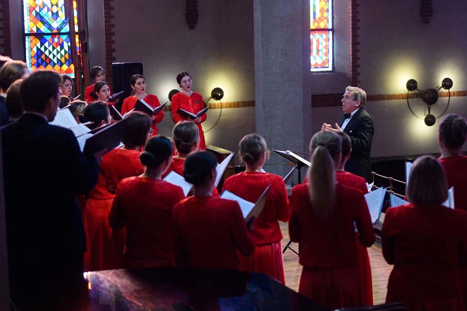 Капелла России имени А.Юрлова, Камерный оркестр и солисты филармонии, фестиваль "Русская музыка на Балтике", 2 Июня 2024г. — фото 2