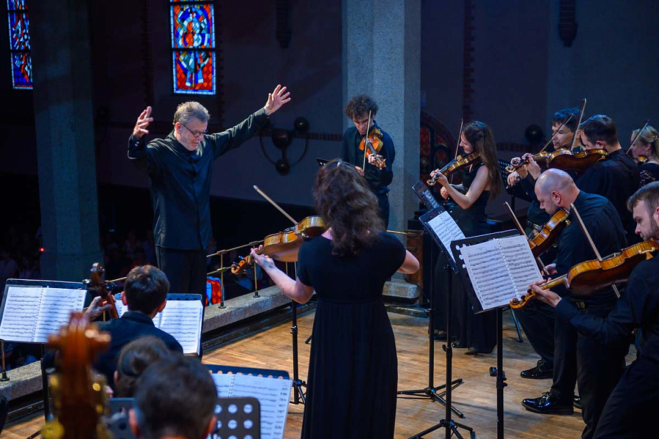 Открытие фестиваля «Бахослужение», Государственный академический камерный оркестр России, 22 Июля 2024г. — фото 9