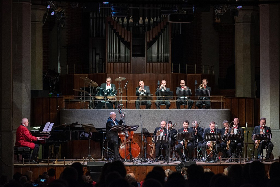 XIX Международный фестиваль "Джаз в филармонии". Государственный камерный оркестр джазовой музыки имени Олега Лундстрема, 13 Ноября 2022г. — фото 8