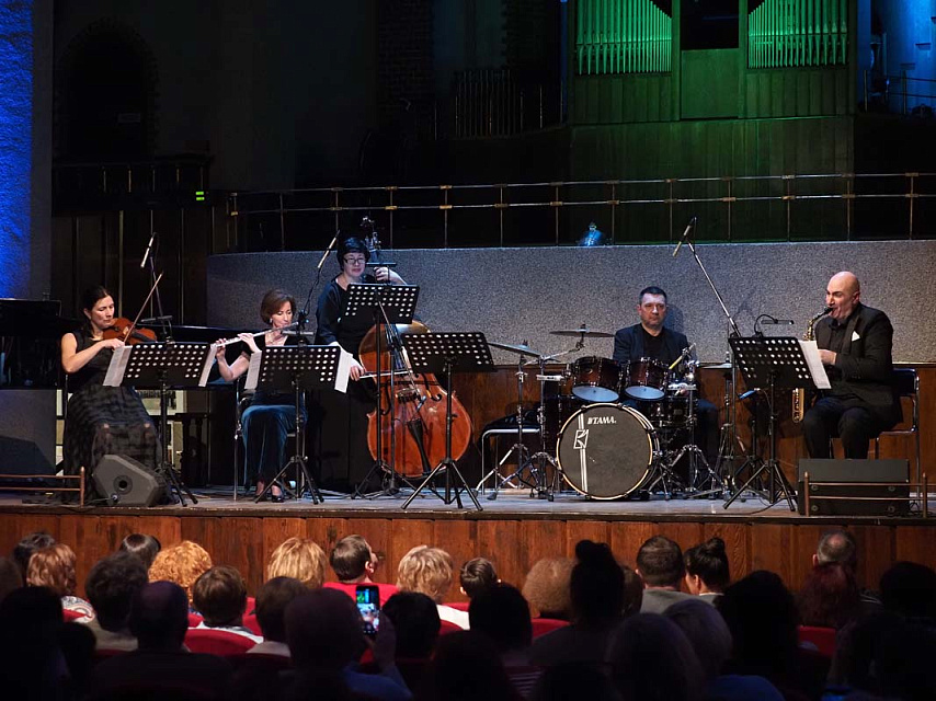 КОНЦЕРТ ФРАНЦУЗСКОГО ШАНСОНА из абонемента программы филармонии «Молодежная академия искусств», 4 Апреля 2024г. — фото 10