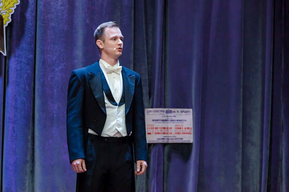 Концерт проекта "Поезд Победы" в исполнении солистов филармонии, Центральный Дом Российской армии, Москва, 22 Сентября 2025г. — фото 4