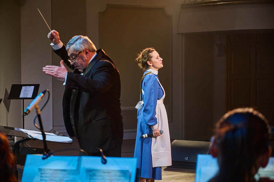 Финальный концерт проекта "Поезд Победы" в исполнении солистов филармонии, Тульского Губернаторского духового оркестра, Тула, 3 Декабря 2025г. — фото 8