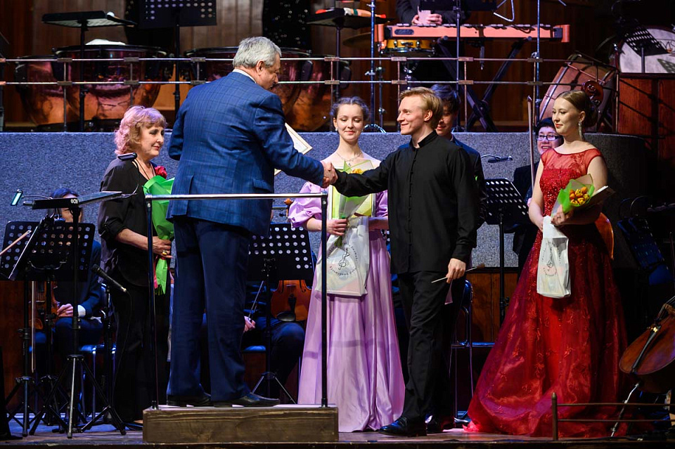 Закрытие фестиваля «Музыкальная весна», Камерный оркестр филармонии, дирижёр Юрий Демидович, солисты В.Лапина, Ф.Катилов, М.Царикова, 30 Марта 2025г. — фото 23