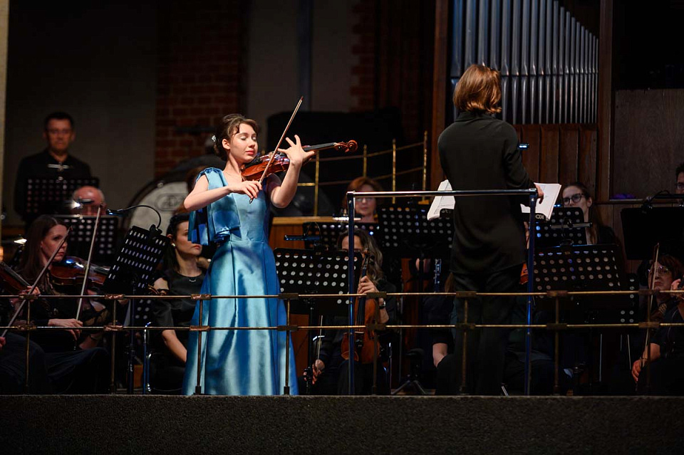 «Музыкальная сборная России», Камерный оркестр филармонии, солисты Санкт-Петербургского Дома музыки, 19 Апреля 2025г. — фото 10