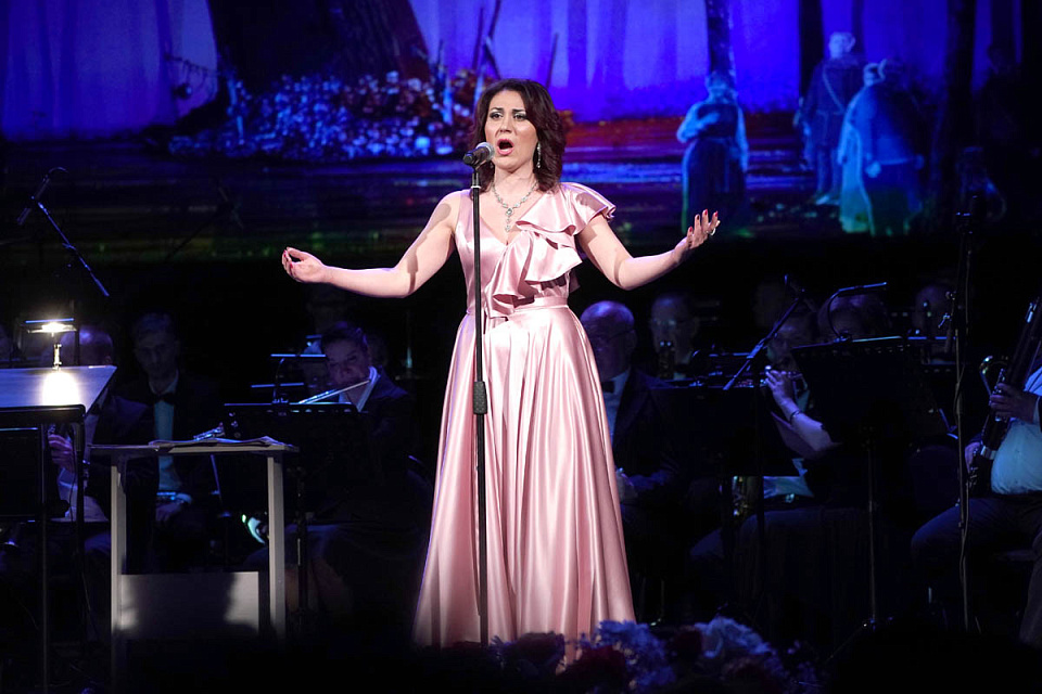 В Драмтеатре состоялся грандиозный гала-концерт «Опера, оперетта, мюзикл...», 12 Мая 2021г. — фото 60