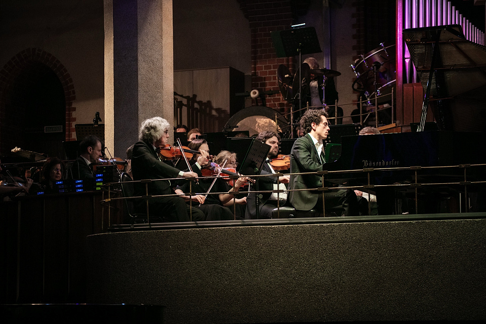 Государственный академический симфонический оркестр России им.Е.Ф. Светланова, дирижёр Д.Юровский, солист К.Емельянов, «Русская музыка на Балтике», 6 апреля 2026г. — фото 5