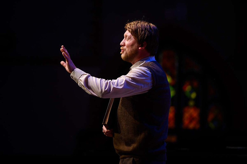 Театрализованное шоу, мюзикл в духе 60-х "А у нас во дворе...", 30 Июня 2024г. — фото 6