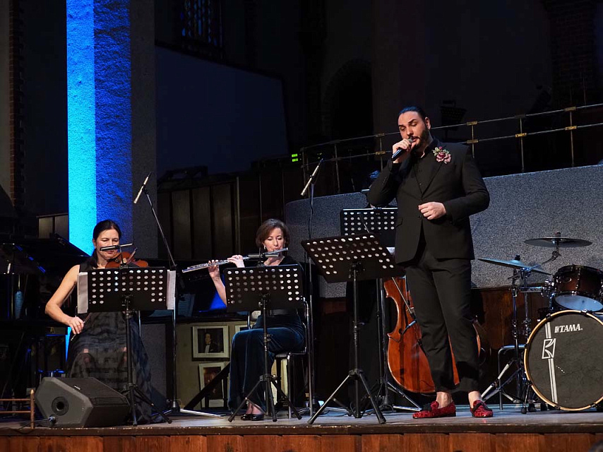 КОНЦЕРТ ФРАНЦУЗСКОГО ШАНСОНА из абонемента программы филармонии «Молодежная академия искусств», 4 Апреля 2024г. — фото 8