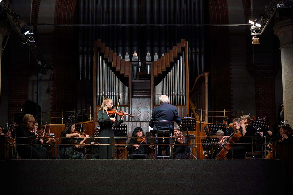 «Музыкальная сборная России»: И.Якушева, И.Кощеев и оркестр филармонии, 25 Марта 2023г. — фото 18