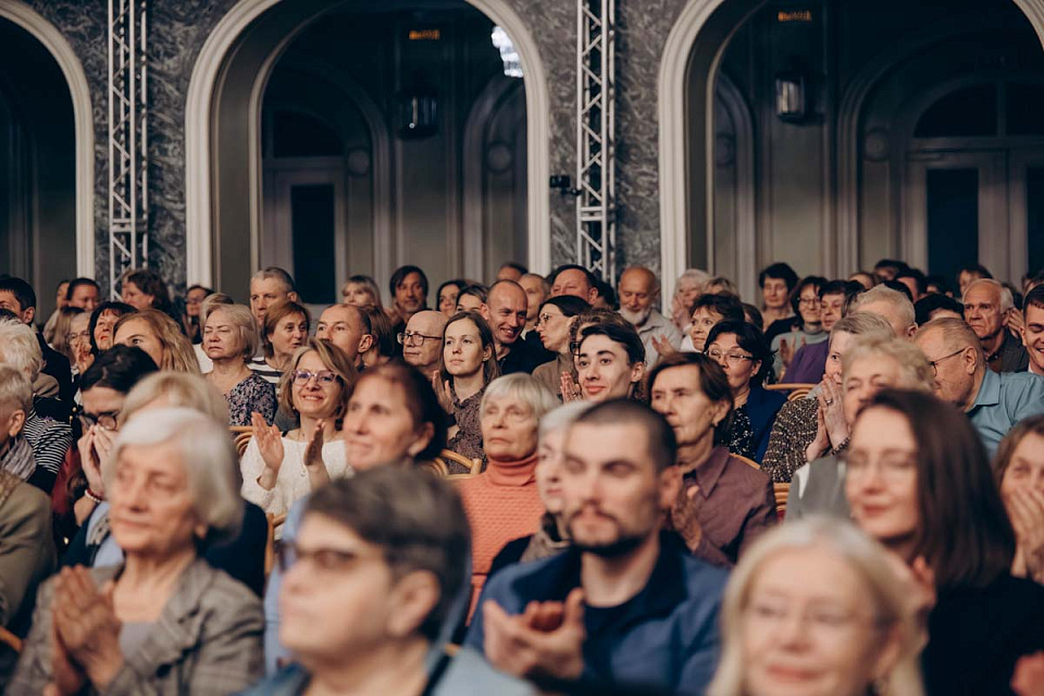 Камерный оркестр и Трио А.Маслова, дирижёр Елена Толкачёва, Государственная академическая капелла Санкт-Петербурга, 21 Октября 2025г. — фото 8