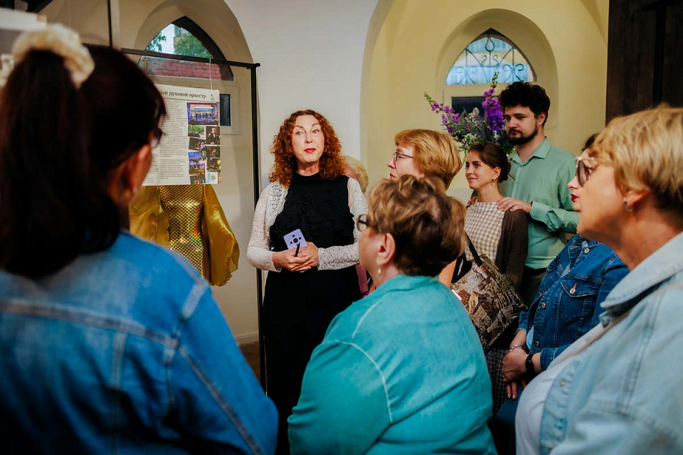 Открытие выставки в малом зале и концерт "Аве Мария" в честь 45-летия Концертного зала филармонии, 22 Августа 2025г. — фото 19