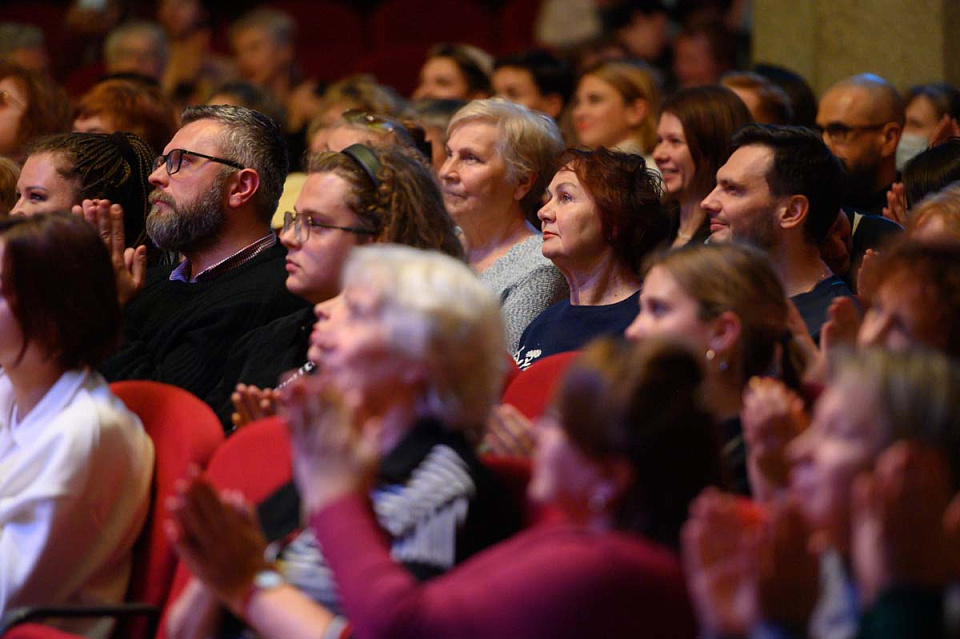 Фабио Мастранджело и Камерный оркестр филармонии, концерт к 65-летию Калининградской областной филармонии, 4 Октября 2024г. — фото 13