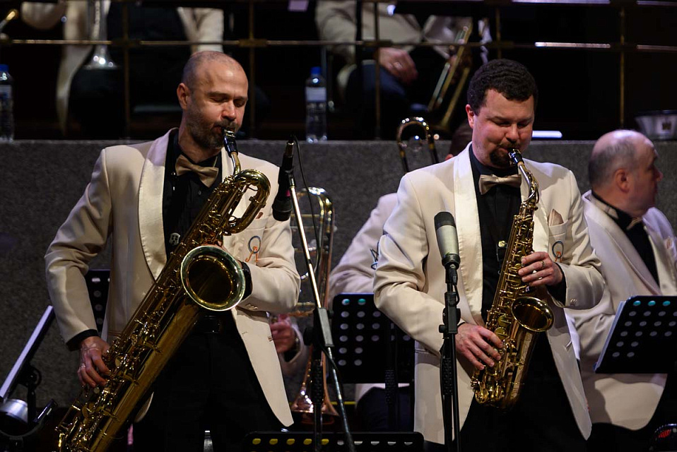 Концерт Государственного камерного оркестра джазовой музыки имени Олега Лундстрема, Международный фестиваль "Джаз в филармонии", 9 Ноября 2024г. — фото 11