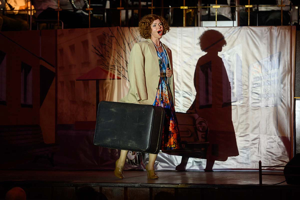 Театрализованное шоу, мюзикл в духе 60-х "А у нас во дворе...", 30 Июня 2024г. — фото 11