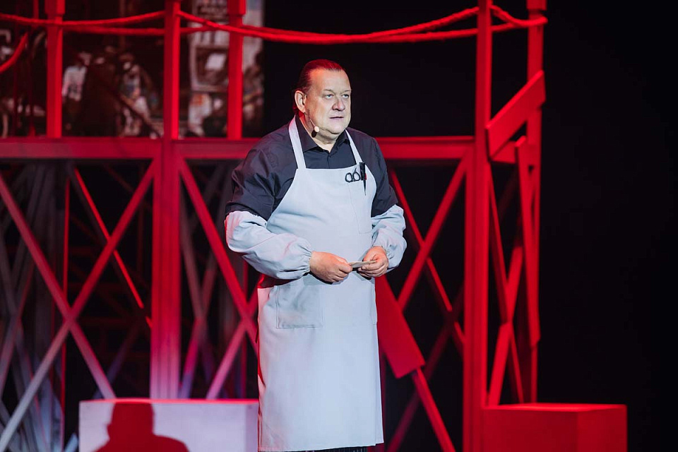 Музыкальный спектакль "Раскинулось море широко", театр эстрады "Янтарь-холл", Светлогорск, 22 Июня 2025г. — фото 9