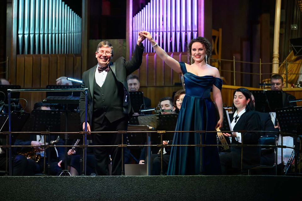 "Новогодний бал у Имре Кальмана" ,Концертный духовой оркестр и солисты филармонии, 28 Декабря 2025г. — фото 8